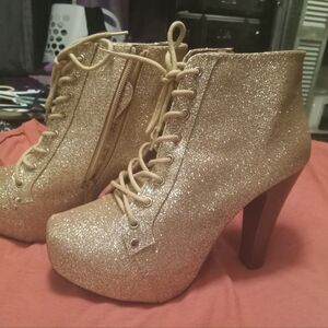 Charlotte Russ "Dazzle" Platforms size 8